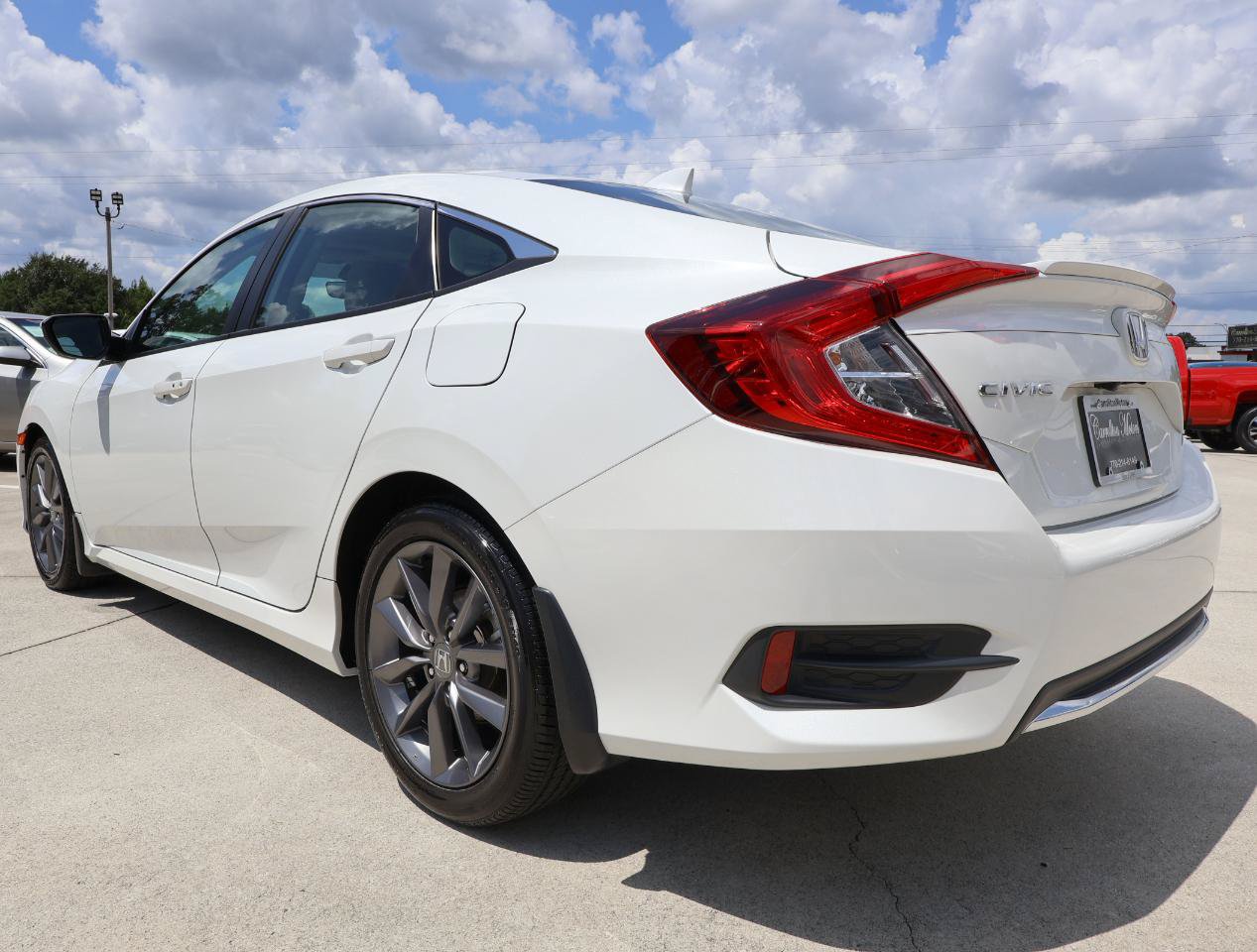 Used 2021 Honda Civic EX-L image 4