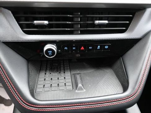 Certified 2025 Ford Explorer ST AWD/4WD image 18