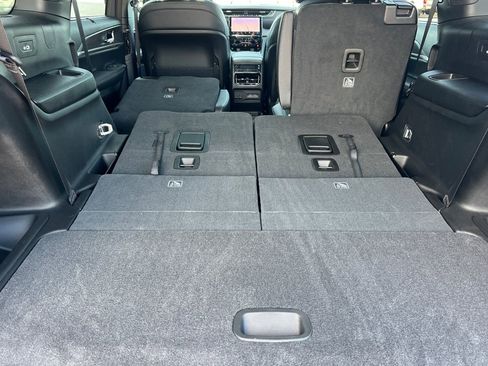 New 2025 Jeep Grand Cherokee L Limited w/ Luxury Tech Group II image 17