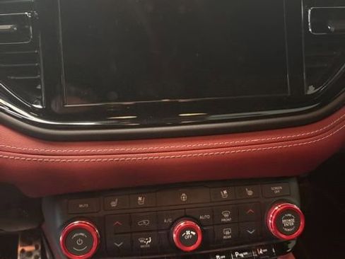 Used 2026 Dodge Durango SRT Hellcat w/ Premium Group image 16