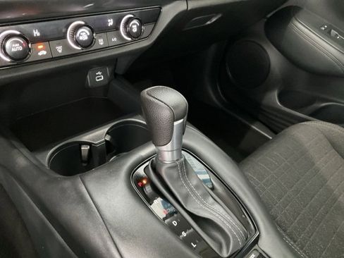 Certified 2025 Honda HR-V LX image 12