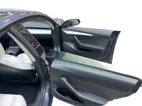 Certified 2023 Tesla Model 3 Standard Range RWD image 12