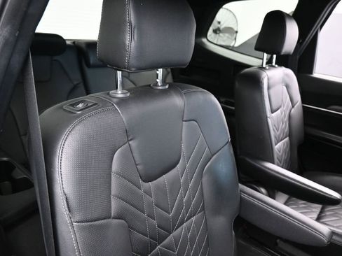 Used 2024 Kia Telluride EX X-Line AWD/4WD image 43