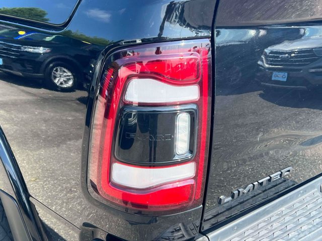 Used 2024 RAM 2500 Limited AWD/4WD image 10