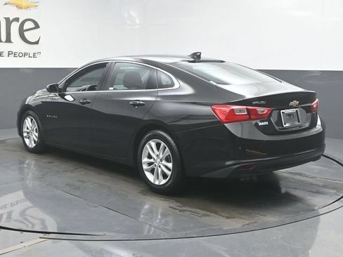 Used 2018 Chevrolet Malibu LT FWD image 35