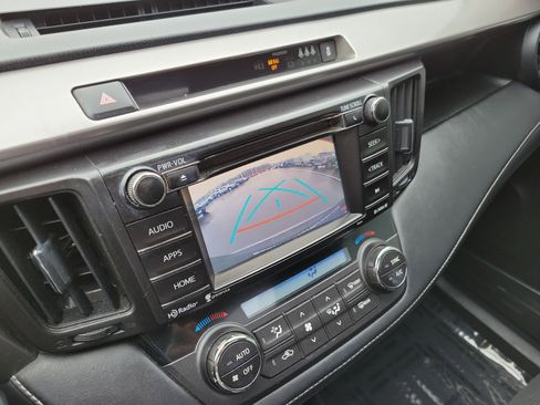 Used 2017 Toyota RAV4 XLE w/ Carpet Mat Package image 31