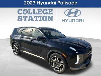 Used 2023 Hyundai Palisade Limited w/ Cargo Package