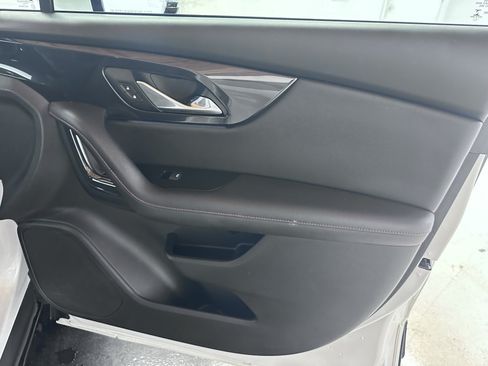 Used 2021 Chevrolet Blazer RS AWD/4WD image 40