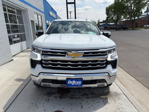 Used 2025 Chevrolet Silverado 1500 LTZ w/ Max Trailering Package AWD/4WD image 7