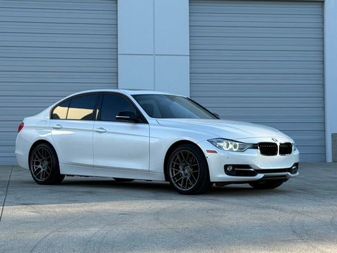Used 2013 BMW 335i xDrive Sedan image 10