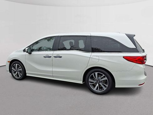 Used 2023 Honda Odyssey Touring image 6