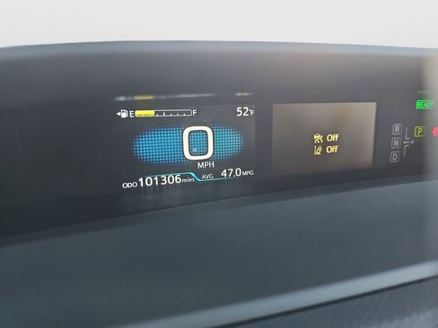 Used 2021 Toyota Prius Prime LE image 10