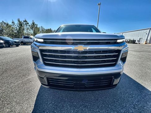 Used 2025 Chevrolet Traverse High Country w/ LPO, Floor Liner Package image 32