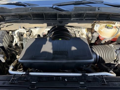 Used 2024 GMC Sierra 1500 SLT image 27