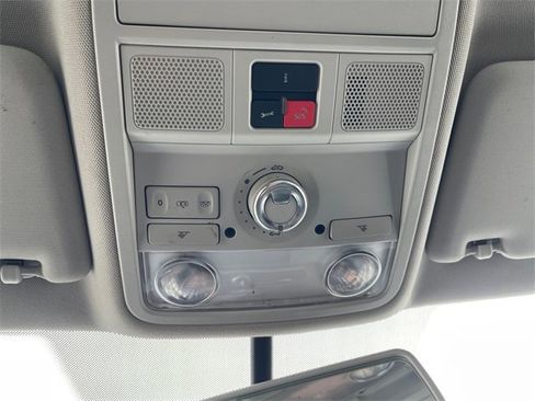 Used 2015 Volkswagen Passat 1.8T SE image 22