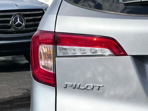 Used 2022 Honda Pilot Special Edition image 9