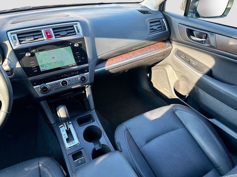 Used 2017 Subaru Outback 2.5i Limited image 30