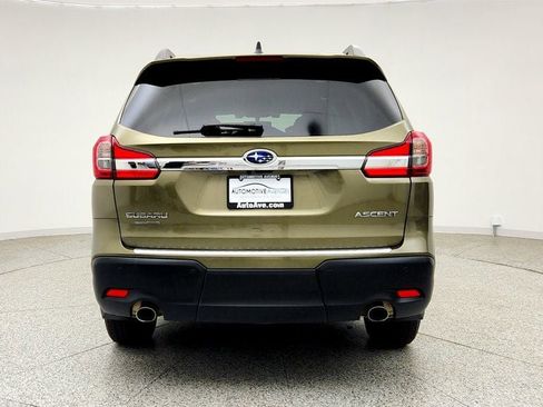 Used 2022 Subaru Ascent Premium w/ Convenience Package AWD/4WD image 6