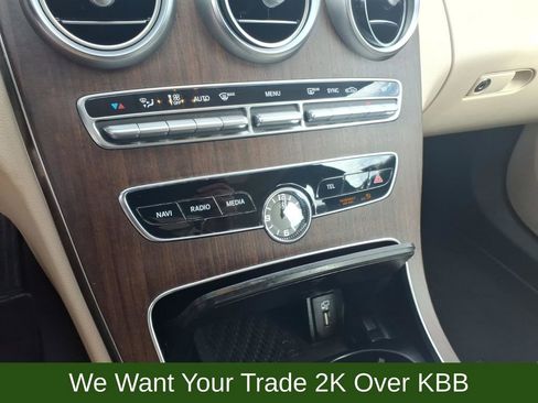 Used 2019 Mercedes-Benz C 300 4MATIC Sedan image 24