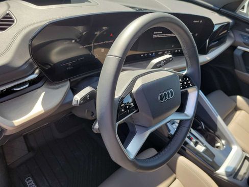 Certified 2025 Audi Q5 Premium Plus w/ Premium Plus AWD/4WD image 20