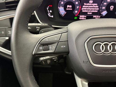 Used 2025 Audi Q3 2.0T Premium w/ Convenience Package image 19