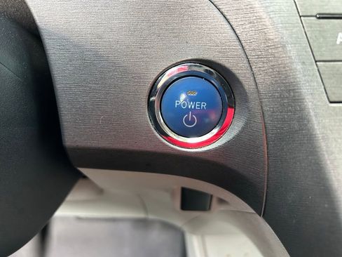 Used 2014 Toyota Prius Two FWD image 26