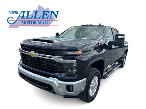 Used 2024 Chevrolet Silverado 2500 LT AWD/4WD image 1