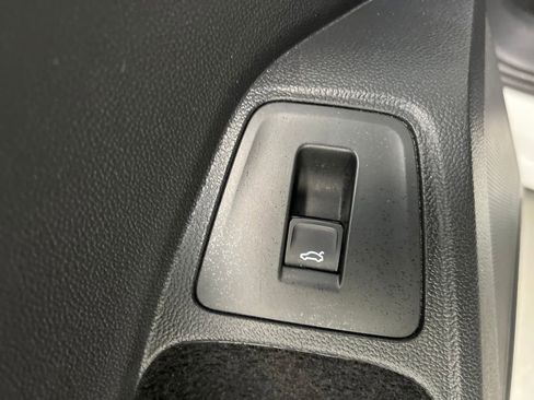 Used 2024 Volkswagen Tiguan Wolfsburg Edition image 14