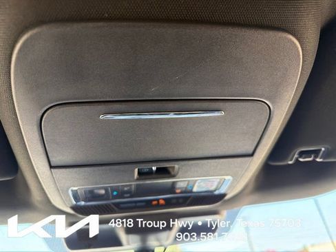 Used 2023 Ford F150 Lariat w/ Max Trailer Tow Package AWD/4WD image 25