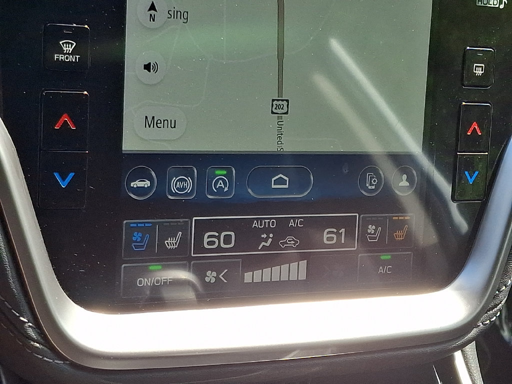 Certified 2023 Subaru Outback Touring AWD/4WD image 18