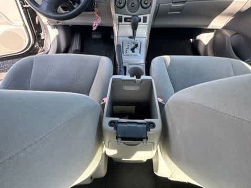 Used 2011 Toyota Corolla LE FWD image 31
