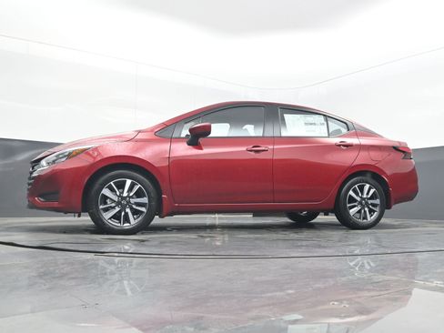 Certified 2025 Nissan Versa SV w/ Trunk Package image 25