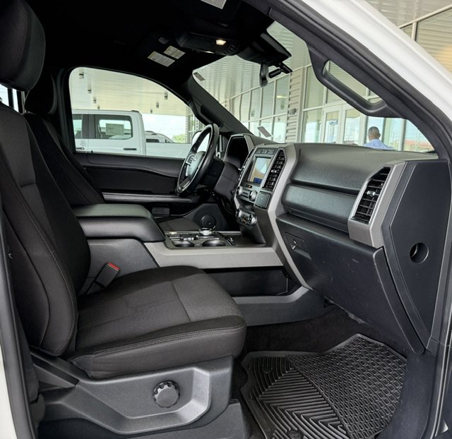 Used 2021 Ford Expedition XLT RWD image 9