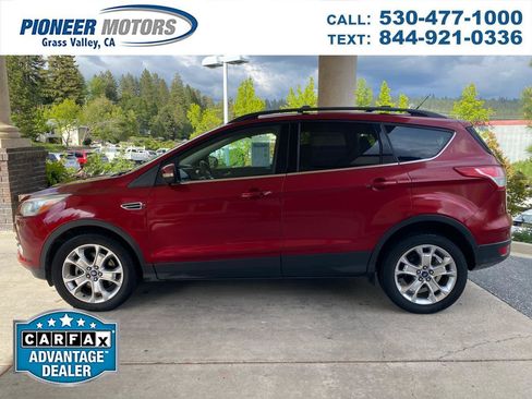 Used 2013 Ford Escape SEL FWD image 1