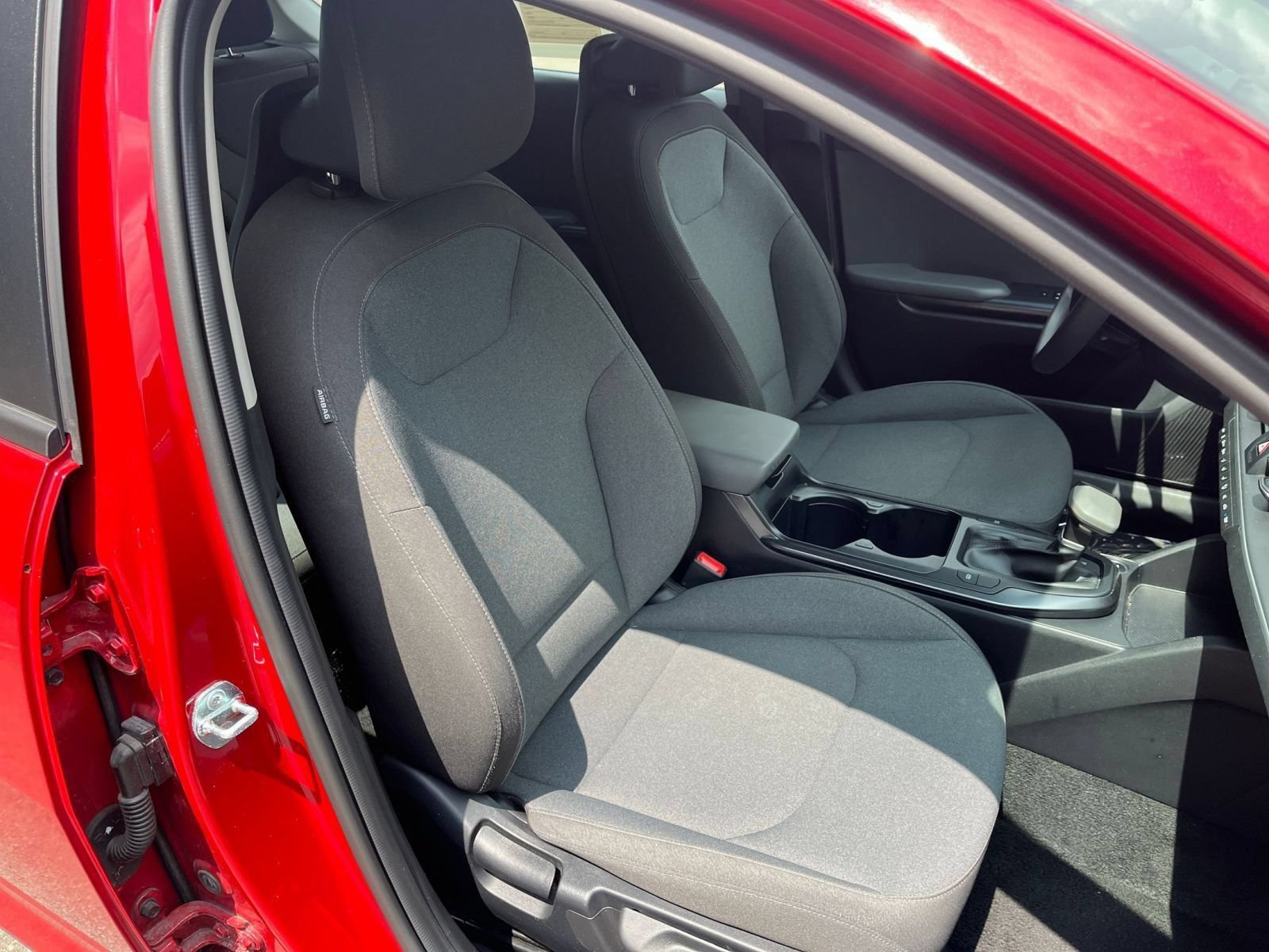Used 2025 Kia K4 FWD image 38