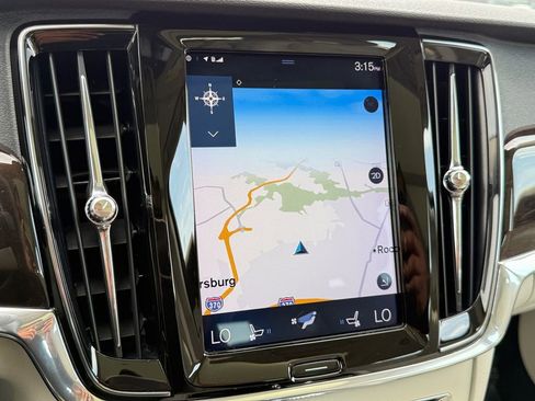 Used 2018 Volvo V90 T6 Inscription image 15