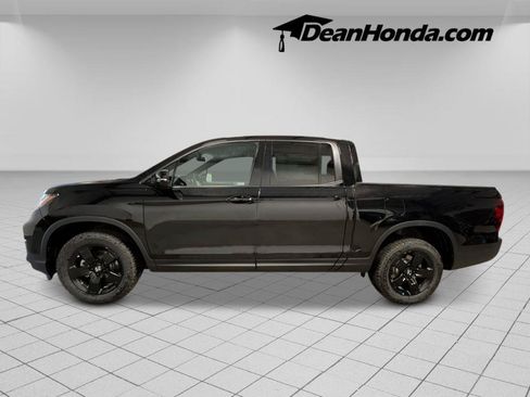 New 2026 Honda Ridgeline Black Edition image 2