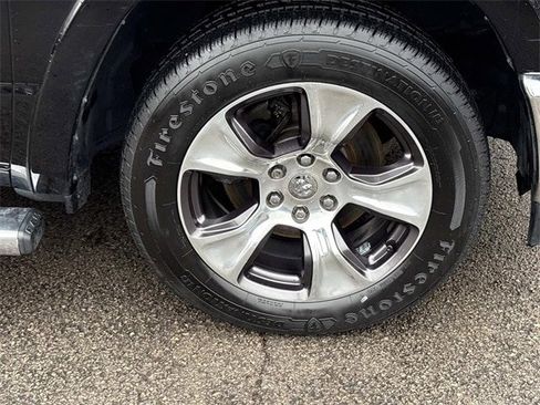 Used 2019 RAM 1500 Laramie image 9