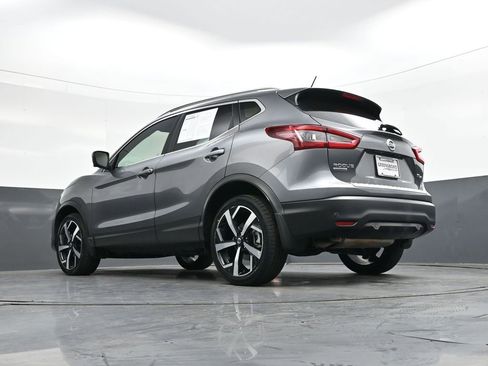 Used 2022 Nissan Rogue Sport SL w/ Premium Package image 33