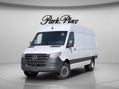 New 2026 Mercedes-Benz Sprinter 3500 image 1