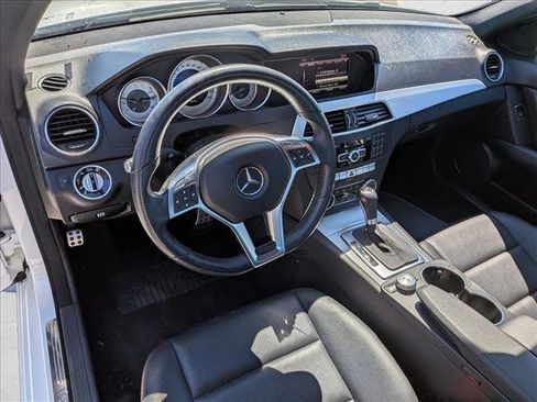 Used 2013 Mercedes-Benz C 250 Sedan image 9