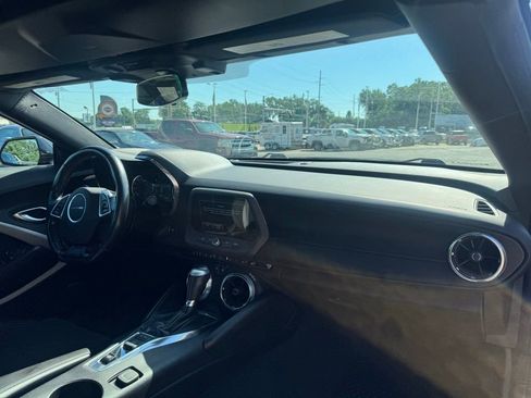 Used 2018 Chevrolet Camaro LT w/ RS Package RWD image 10