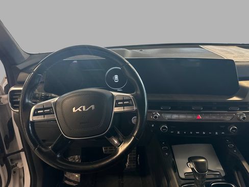 Used 2024 Kia Telluride SX Prestige AWD/4WD image 32