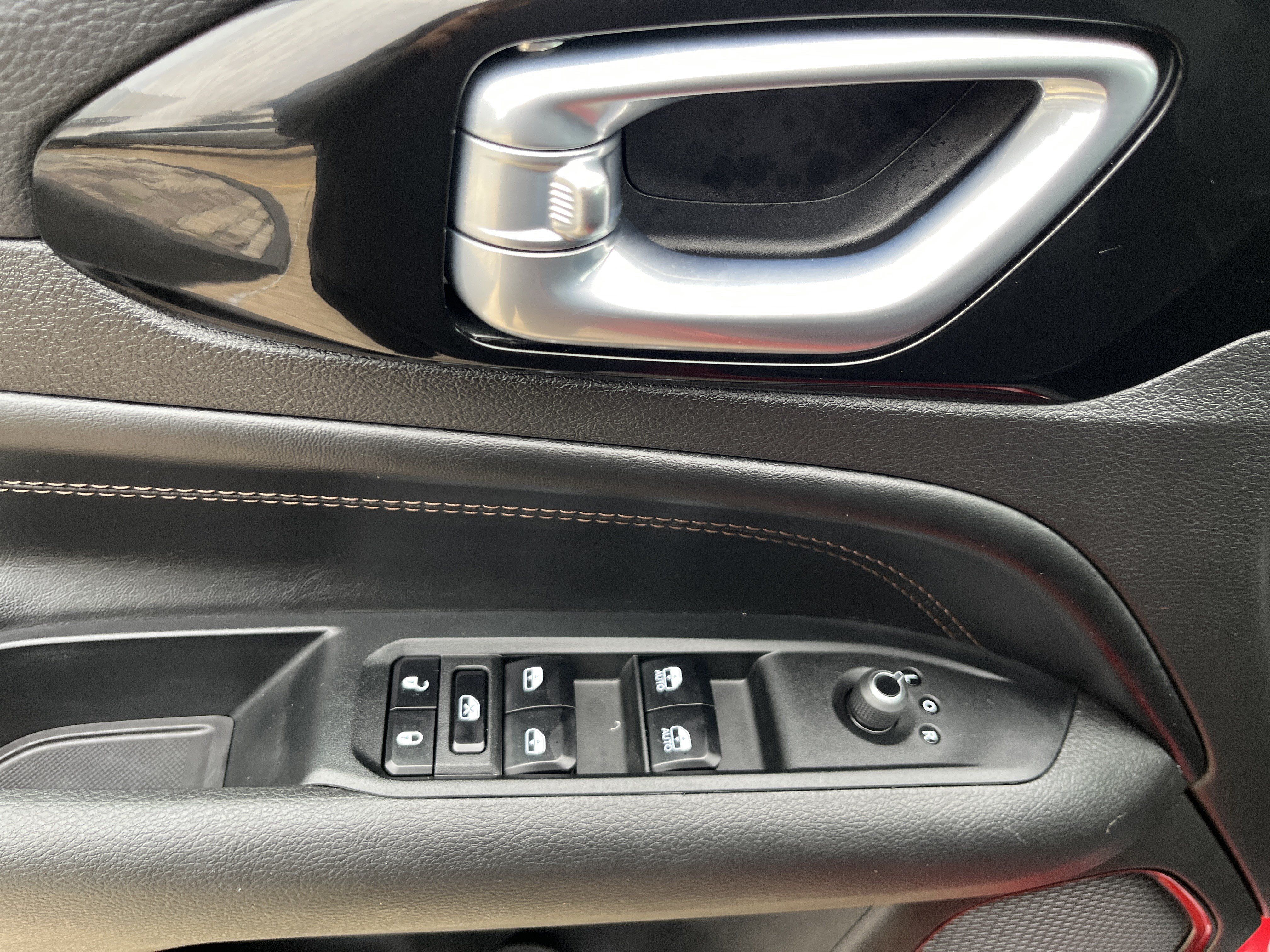 Used 2024 Jeep Compass Limited AWD/4WD image 26
