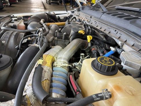 Used 2018 Ford F250 XL w/ Power Equipment Group AWD/4WD image 17