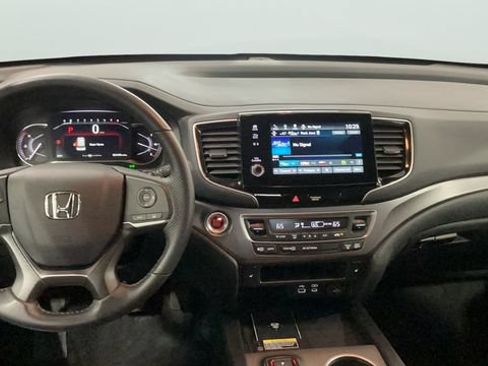 Used 2024 Honda Passport EX-L image 10