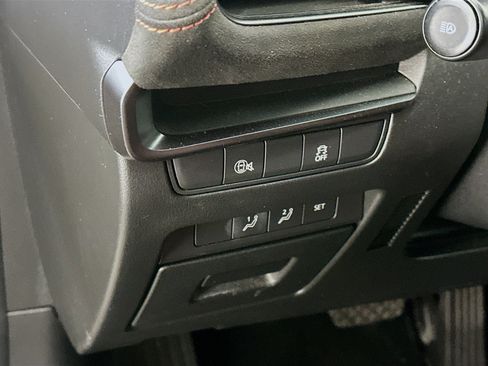 Used 2024 MAZDA MAZDA3 s image 17