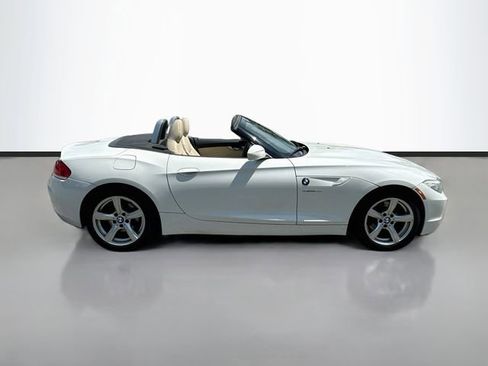 Used 2009 BMW Z4 sDrive30i RWD image 31