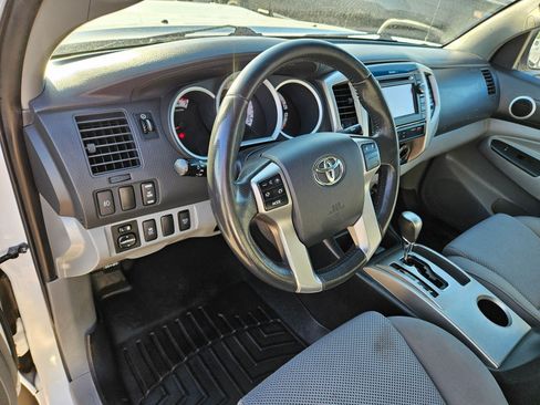 Used 2013 Toyota Tacoma 4x4 Double Cab w/ TRD Sport Pkg image 14