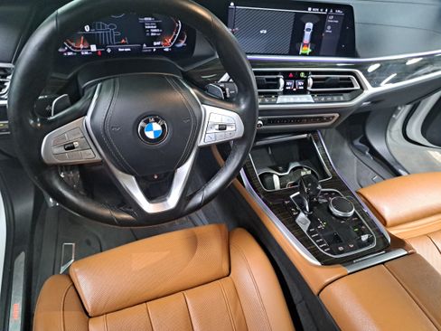 Used 2020 BMW X7 xDrive40i w/ Luxury Seating Package AWD/4WD image 16